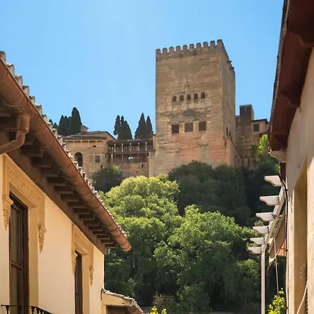 Alhambra Boutique Apartman